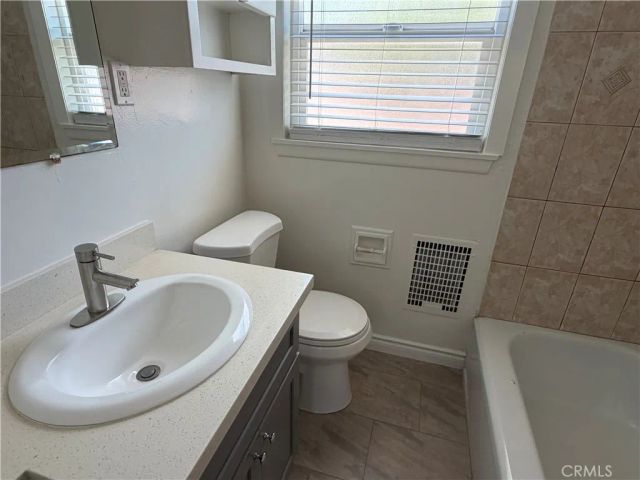 17508 Jersey Ave., Artesia, CA 90701