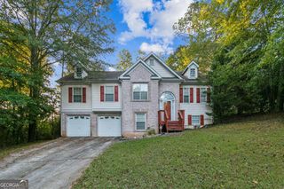 9444 Lakeview Court, Douglasville, GA 30135