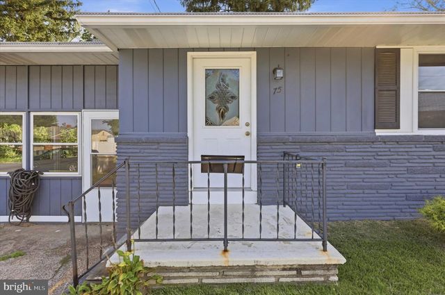 75 N CEDAR AVE, Bellmawr, NJ 08031