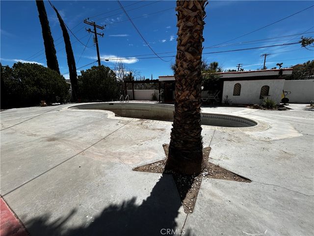 7456 San Remo Trail, Yucca Valley, CA 92284