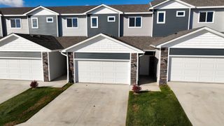3005 Bracken Place, Norwalk, IA 50211