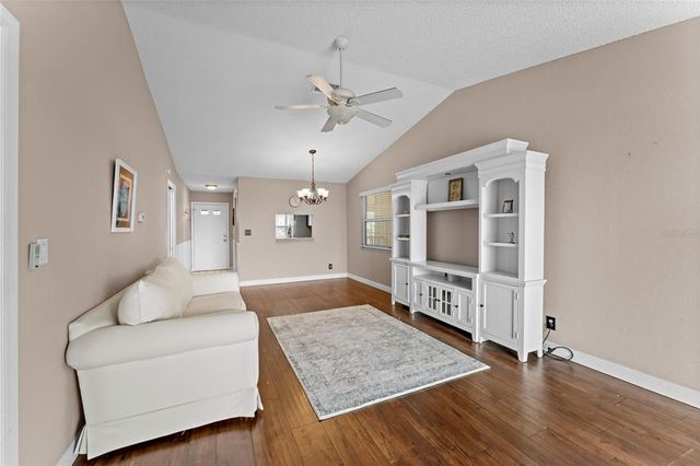 460 S PAULA DR 305, Dunedin, FL 34698