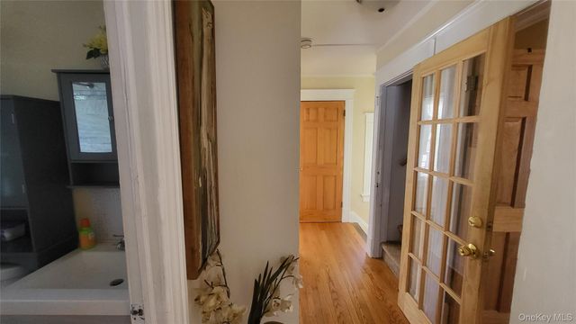 10 Corlies Avenue, Poughkeepsie, NY 12601