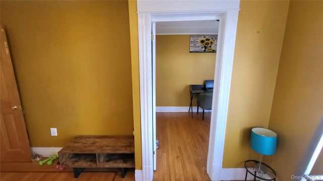 10 Corlies Avenue, Poughkeepsie, NY 12601