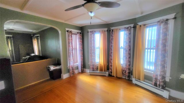 10 Corlies Avenue, Poughkeepsie, NY 12601