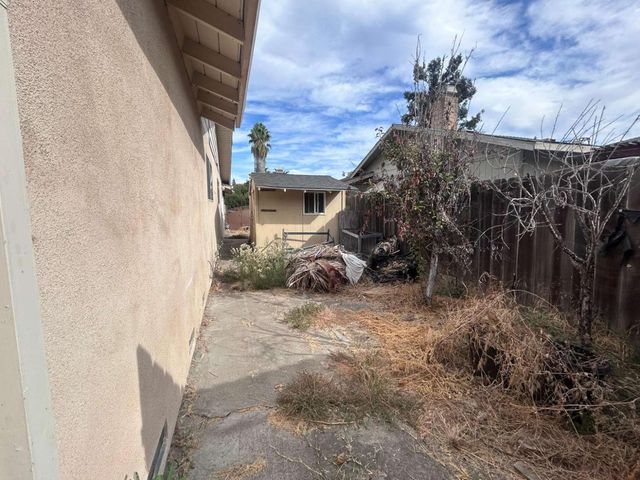 3620 Otto Dr, Stockton, CA 95209