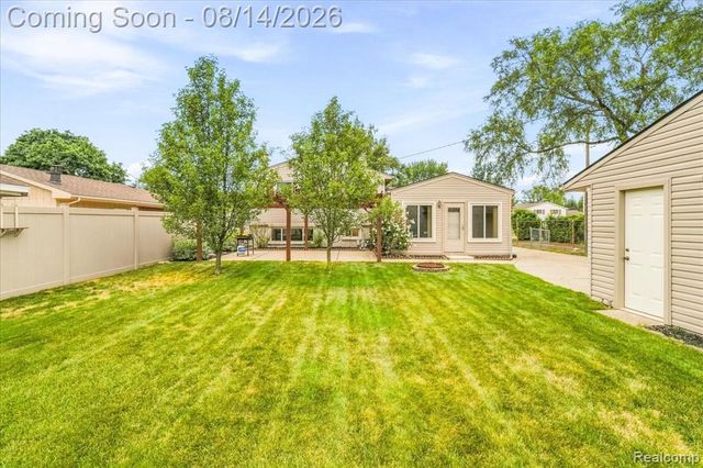 36629 Gilchrist Street, Westland, MI 48186