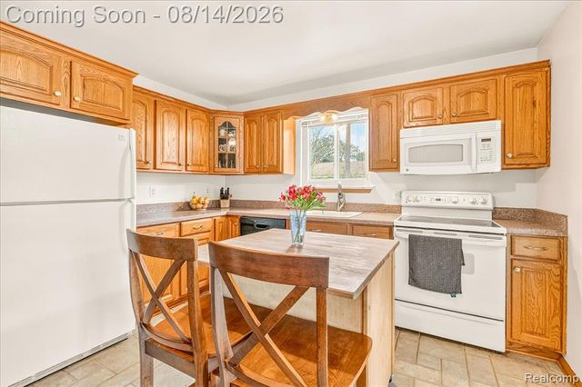 36629 Gilchrist Street, Westland, MI 48186