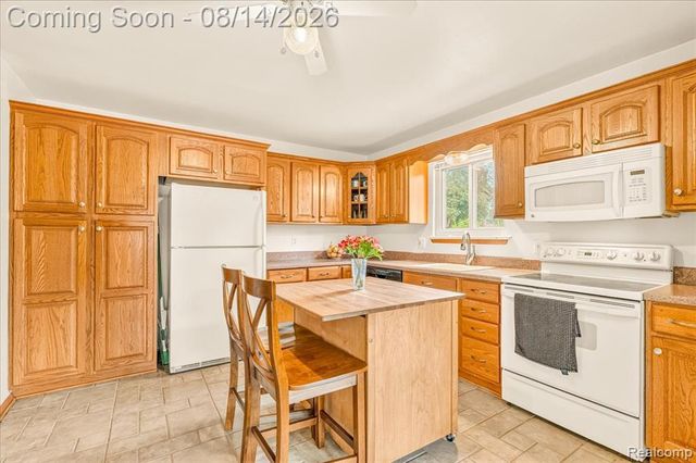 36629 Gilchrist Street, Westland, MI 48186