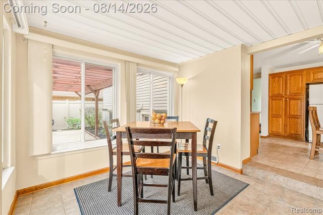 36629 Gilchrist Street, Westland, MI 48186