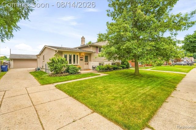 36629 Gilchrist Street, Westland, MI 48186