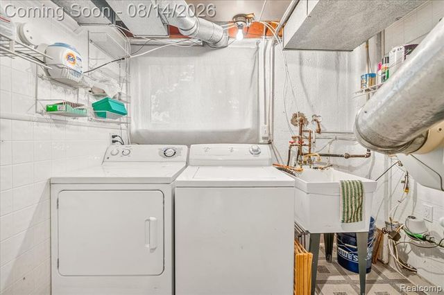 36629 Gilchrist Street, Westland, MI 48186