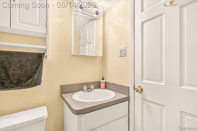 36629 Gilchrist Street, Westland, MI 48186