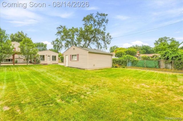 36629 Gilchrist Street, Westland, MI 48186