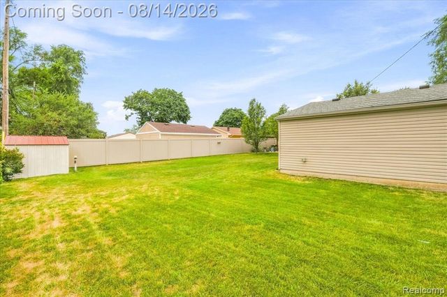 36629 Gilchrist Street, Westland, MI 48186