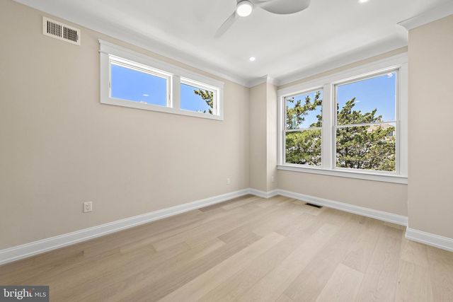 9708 BEACH AVE, Long Beach Township, NJ 08008