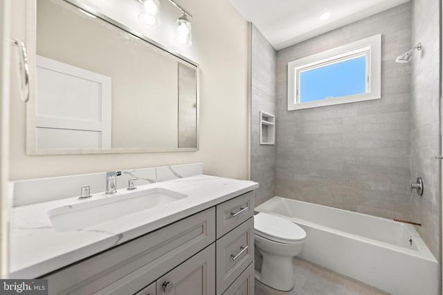 9708 BEACH AVE, Long Beach Township, NJ 08008