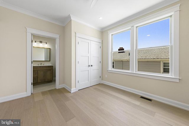 9708 BEACH AVE, Long Beach Township, NJ 08008