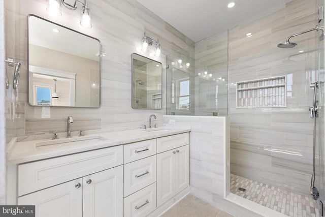9708 BEACH AVE, Long Beach Township, NJ 08008