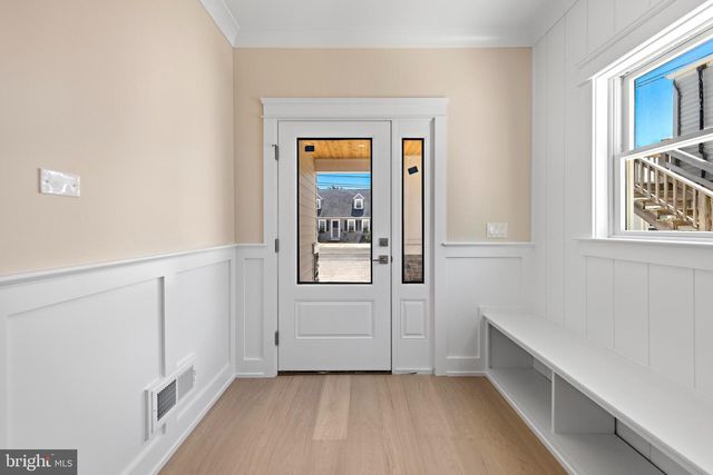9708 BEACH AVE, Long Beach Township, NJ 08008