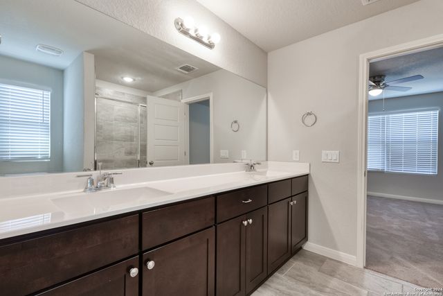 1945 EDELWEISS, New Braunfels, TX 78130