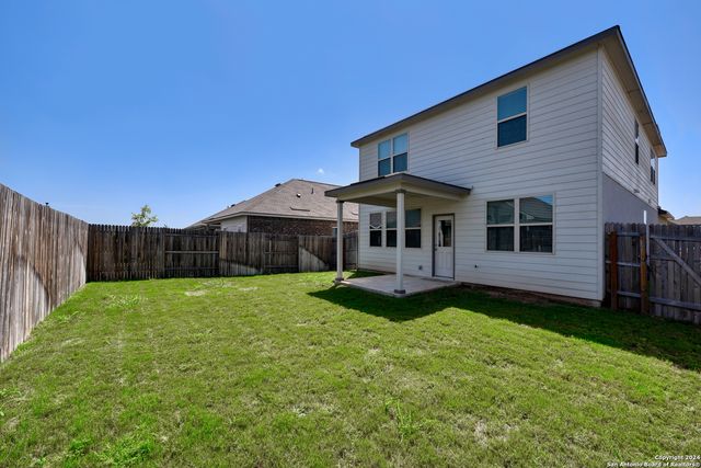 1945 EDELWEISS, New Braunfels, TX 78130