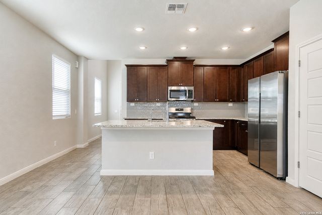 1945 EDELWEISS, New Braunfels, TX 78130