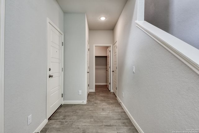 1945 EDELWEISS, New Braunfels, TX 78130