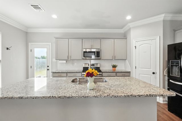 1924 Valdemar Place, Bossier City, LA 71112