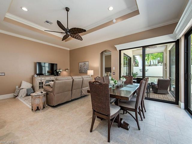 8000 Cordoba PL, Naples, FL 34113