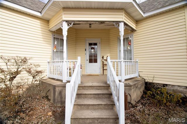 659 E Pine Street, Bourbon, MO 65441