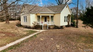 659 E Pine Street, Bourbon, MO 65441
