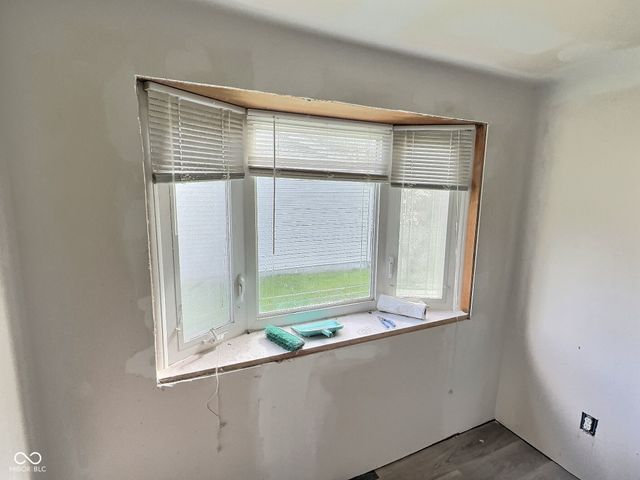 4986 Adkins Street, Columbus, IN 47201