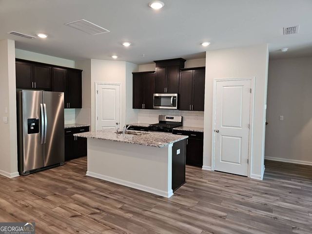 1504 Purple Coneflower Avenue SE, Smyrna, GA 30126
