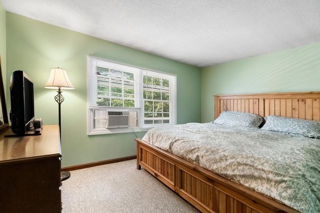 34 Heather St, Beverly, MA 01915