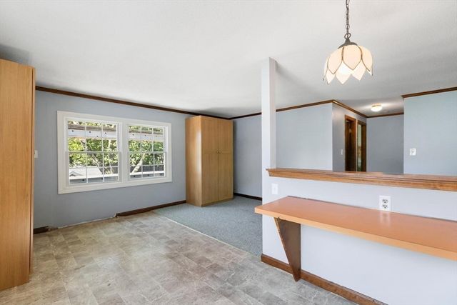 34 Heather St, Beverly, MA 01915