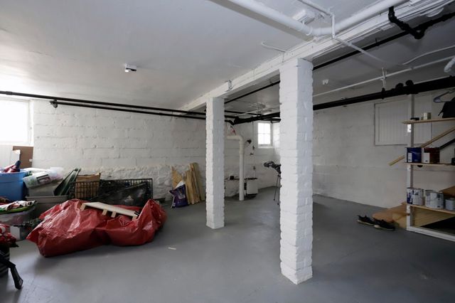 173 Central Ave, New Bedford, MA 02745