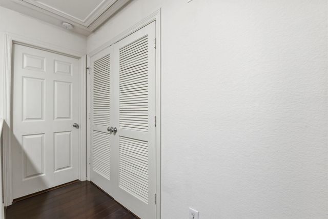 3209 Clearview Circle, Houston, TX 77025