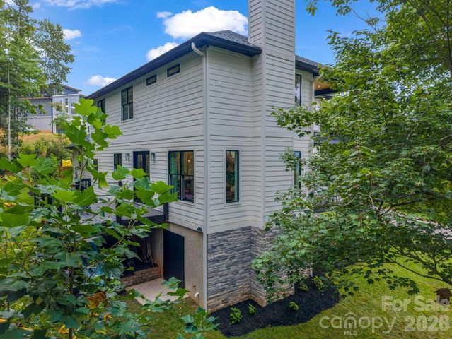101 Balsamwood Road, Leicester, NC 28748