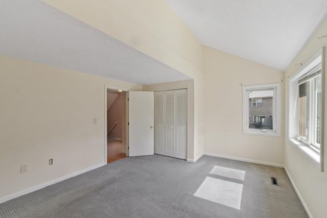43 Meadow Pond Dr A, Leominster, MA 01453