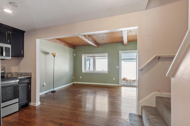 43 Meadow Pond Dr A, Leominster, MA 01453