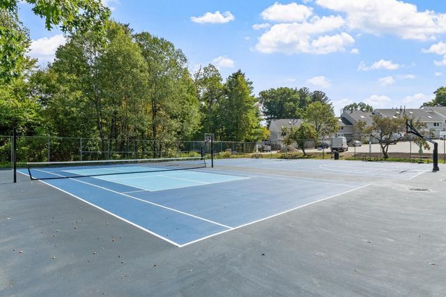 43 Meadow Pond Dr A, Leominster, MA 01453