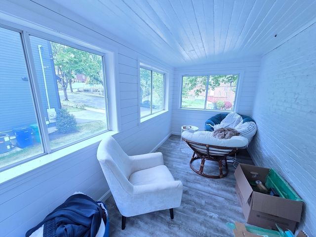 12-14 Louise Road 14, Brookline, MA 02467