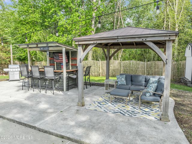 65 Sherrybrooke Drive, Howell, NJ 07731