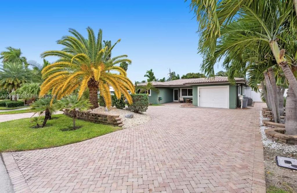 2580 SE 2nd Court, Pompano Beach, FL 33062