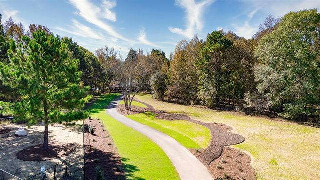354 MooseHead Trail, Hoschton, GA 30548