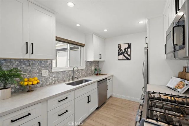 115 Morristown, Costa Mesa, CA 92626