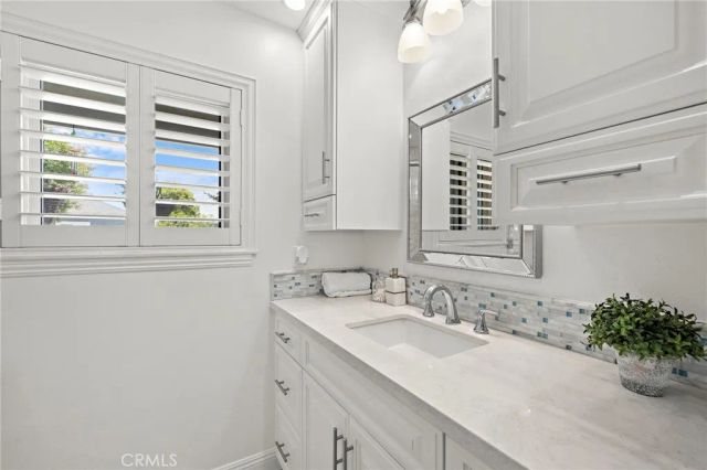 115 Morristown, Costa Mesa, CA 92626