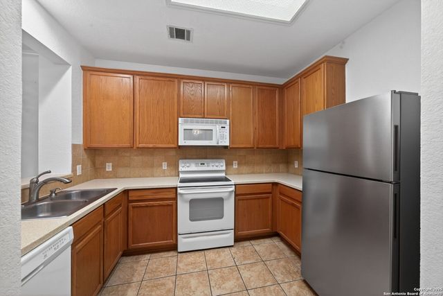 2642 Grayson Way, San Antonio, TX 78232