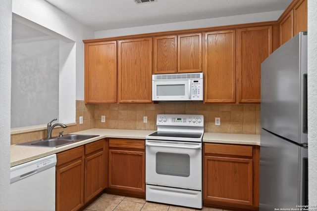 2642 Grayson Way, San Antonio, TX 78232